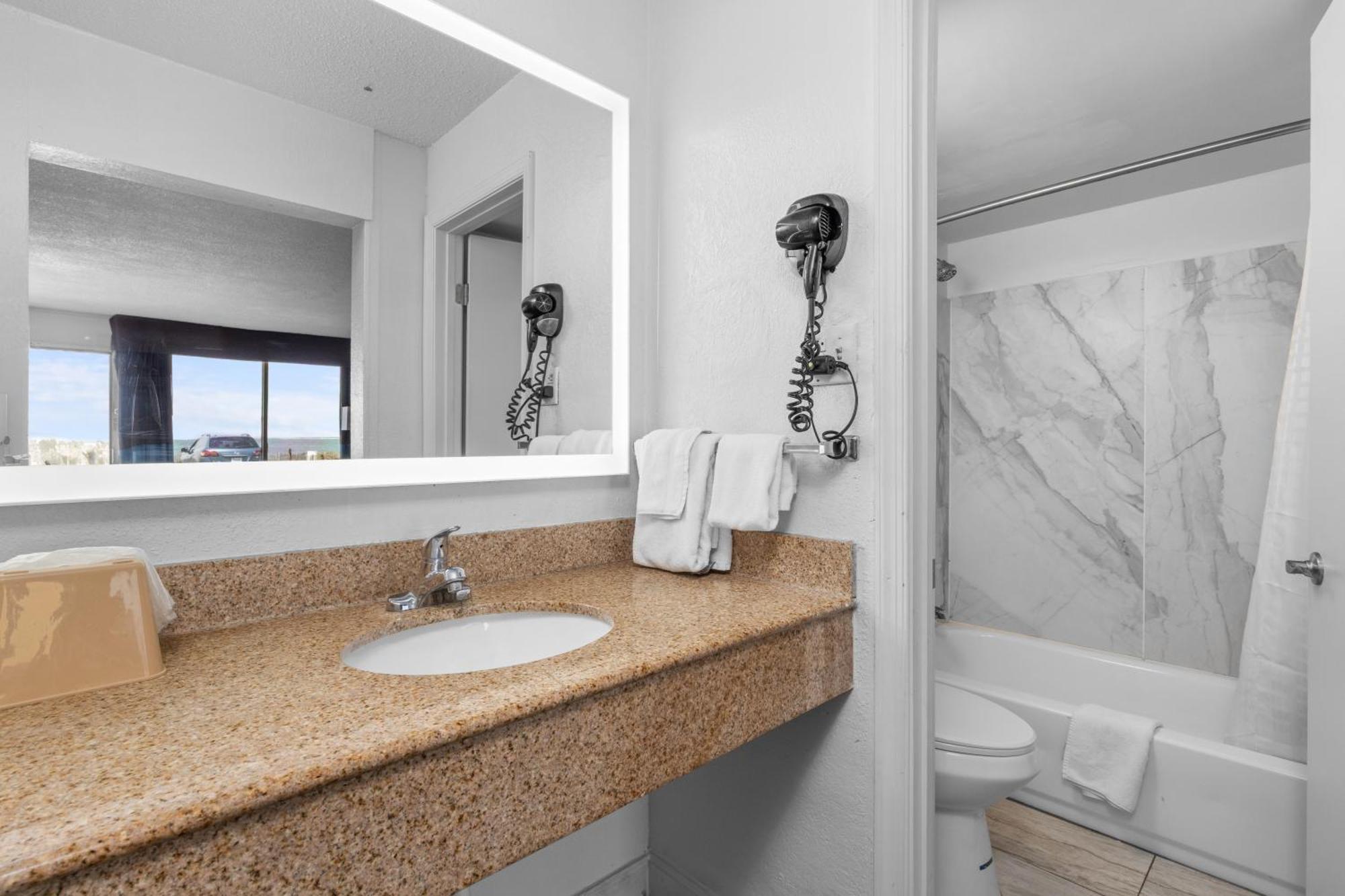 Casa Del Mar Hotel Norfolk Extérieur photo